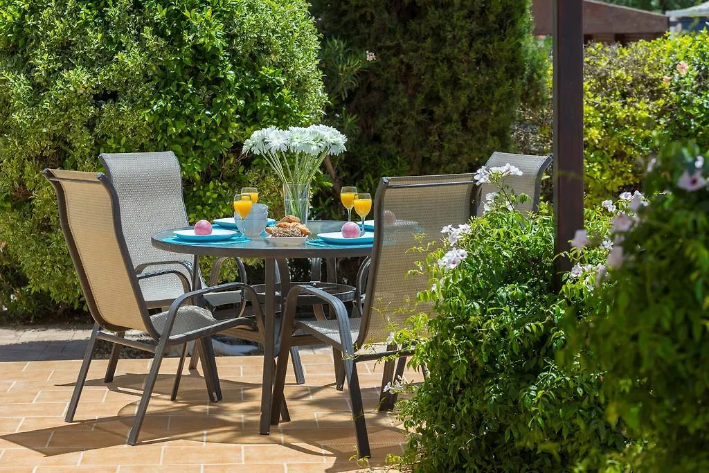 Villa Sunny Days Agia Napa Ferienhaus